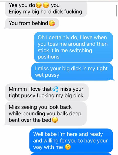 Hot girlfriend and boyfriend sexting screenshot messages 